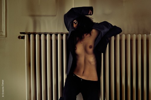 Cliquer pour agrandir shot: may 09 | printed: today | cool down hottie | paris