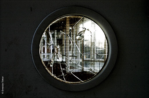 porthole