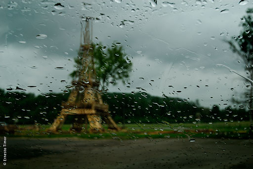 tour-eiffel,bucher, saint-jean