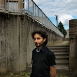 Andrea. Médecin. Hôpital Édouard Herriot. Bien plus qu'un lieu de travail, cette zone pavillonnaire hors du temps est comme un antidote à l'agitation urbaine. C'est bizarre comme on s'y sent à l'aise, no ?
