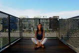 Séverine. Juriste. En galerie à Confluence. Tout un quartier qui change de chalands, vire du dock à la galerie marchande, une aspiration qui va bien...