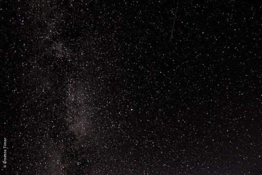 Photo © Ernesto Timor - Une aiguille dans le ciel