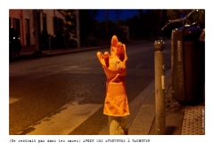 Photo © Ernesto Timor - Ne rentrait pas dans les cases